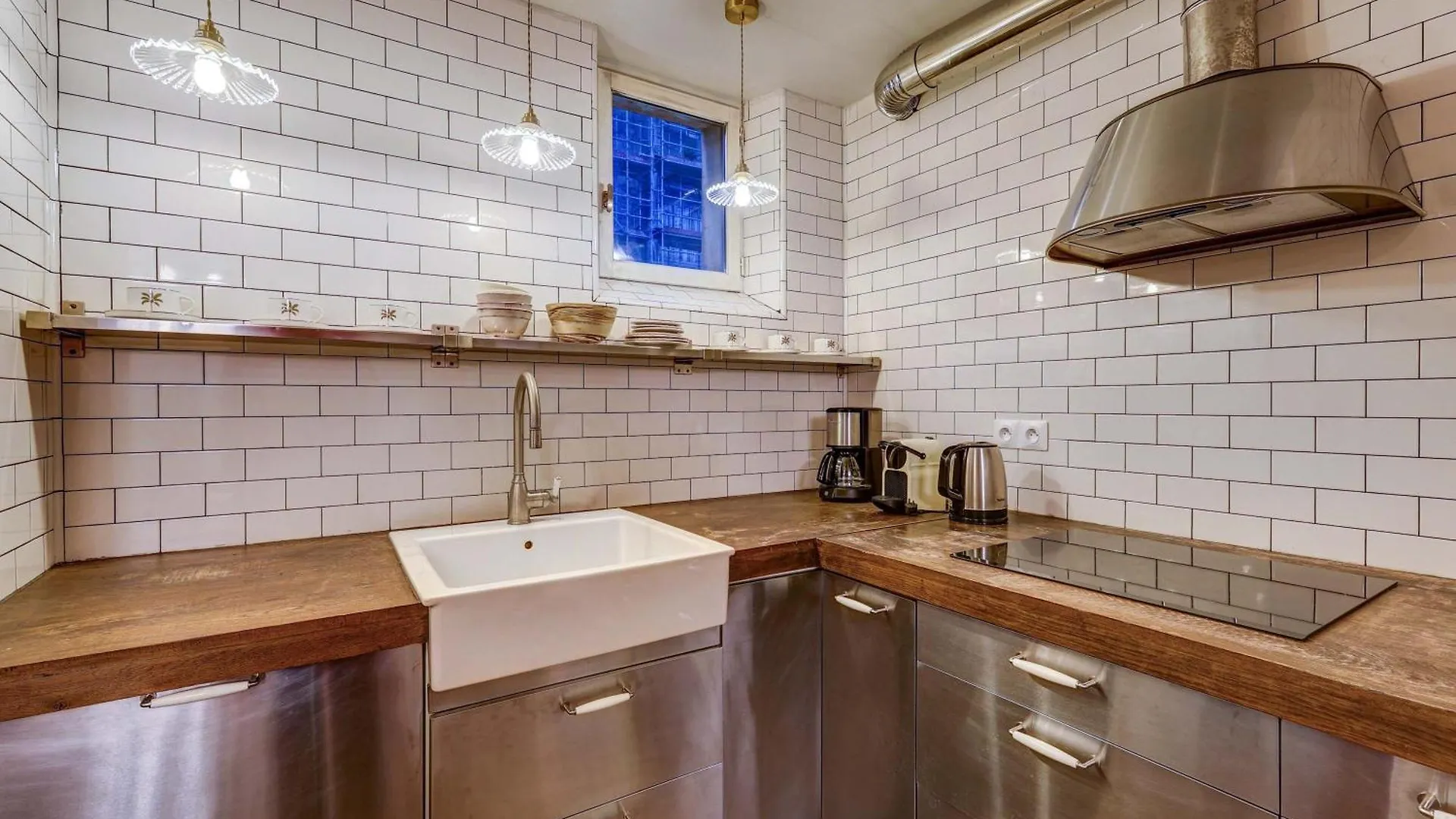 Apartment Le Marais - Les Halles Colorful & Modern 3Bd Paris