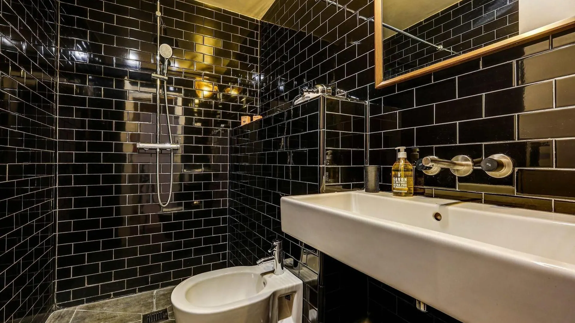 Apartment Le Marais - Les Halles Colorful & Modern 3Bd Paris